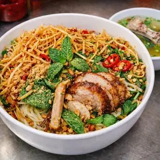 Hình ảnh Phở trộn chua ngọt 