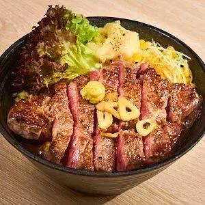 Hình ảnh Cơm Thịt Thăn Bò Nướng極上リブロースステーキ