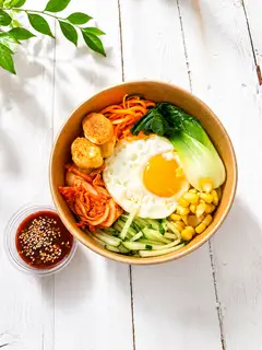 Hình ảnh Cơm trộn cá viên, trứng