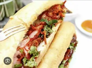 Hình ảnh Bánh mì trứng bò khô