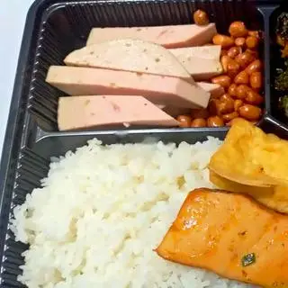Hình ảnh Cơm Giò Lụa