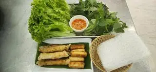 Hình ảnh Combo Chay giòn giản dị vị tinh tế (5 Ram bắp+5 Chả giò)