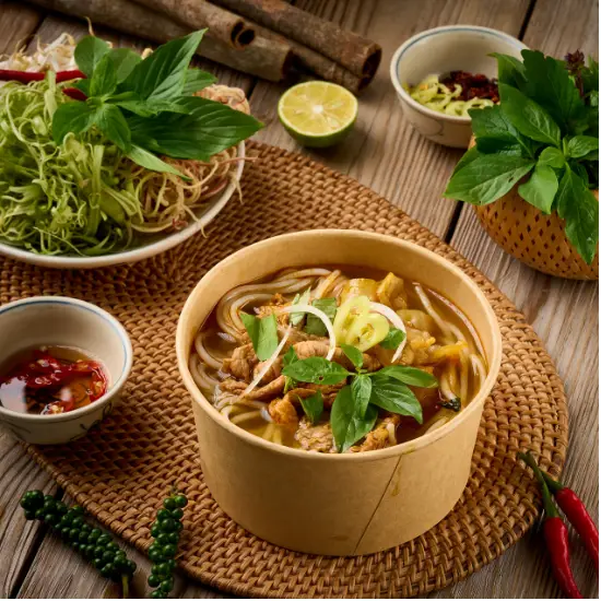 Hình ảnh BÚN BÒ HUẾ (TÁI + GÂN)