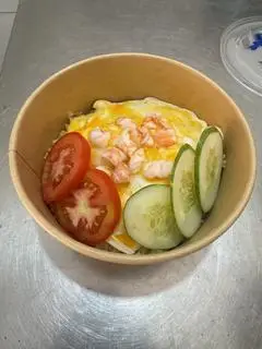 Hình ảnh Cơm tôm phủ trứng