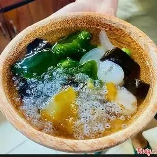 Hình ảnh Chè Dừa Nước Thanh Mát