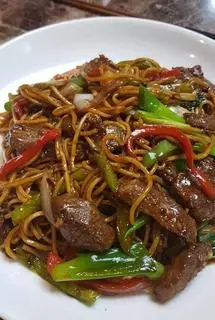 Hình ảnh Mì xào bò
