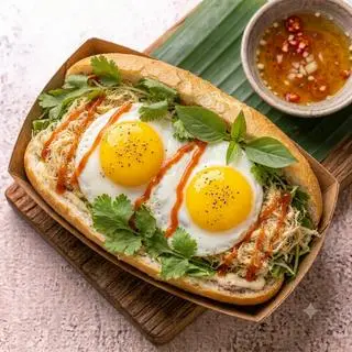 Hình ảnh Bánh mì 2 trứng chà bông