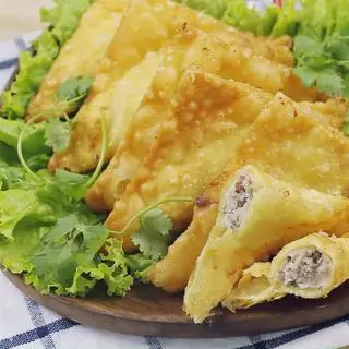 Hình ảnh 5 Miếng hoành thánh chiên