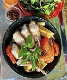Hình ảnh Bún cá tầm đặc biệt