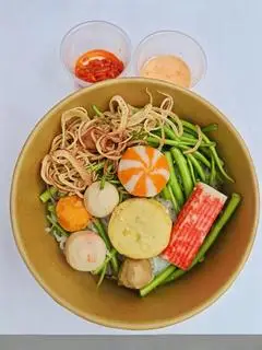 Hình ảnh Bún- Mì thái Viên thả lẩu