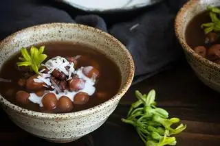 Hình ảnh Chè đậu đỏ cốt dừa