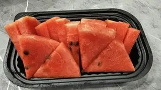Hình ảnh Khay Dưa hấu gọt sẵn