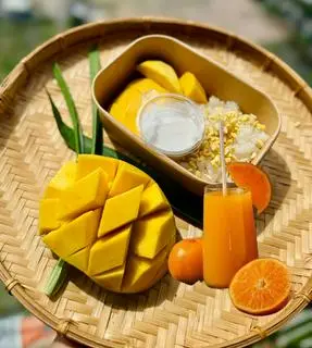 Hình ảnh Combo "ăn là mát" ( xôi xoài lớn + nước cam ép )