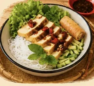 Hình ảnh Bún nước tương xì dầu chay