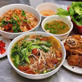 Hình ảnh Bánh Đa Cua Tomyum