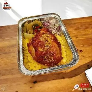 Hình ảnh Cơm gà má đùi mắm tỏi