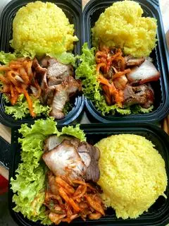 Hình ảnh Cơm Gà Xé Xá Xíu
