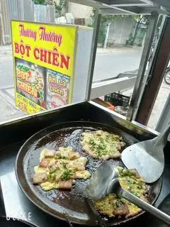 Hình ảnh Bột chiên đặt biệt trứng - thịt bò