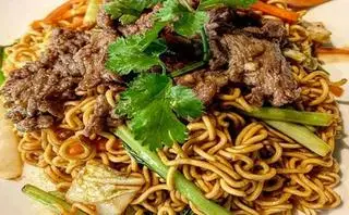 Hình ảnh mì xào bò trứng