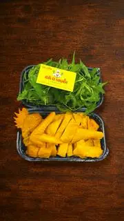 Hình ảnh Gà Ta Ủ Muối Nửa Con (Chặt Sẵn) Ăn Lạnh