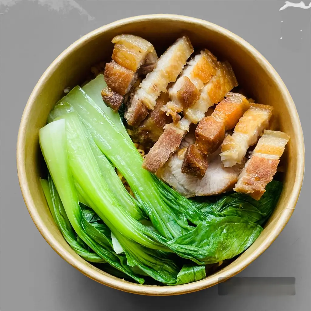 Hình ảnh Mì trộn Ba Chỉ Chiên Giòn