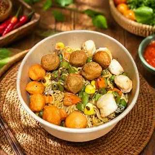 Hình ảnh Mì trộn 15 Viên Chiên ( 1 Gói Mì )