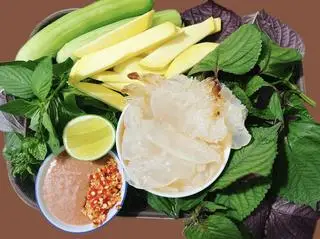 Hình ảnh CHÂN SỨA chấm mắm ruốc - Phần vừa