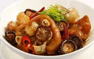 Hình ảnh Cơm thịt chân giò giả cầy 