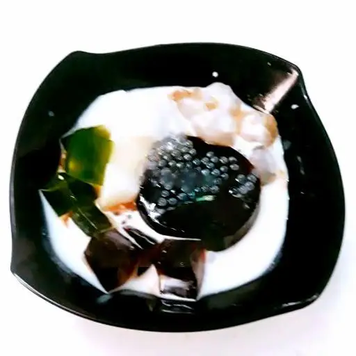 Hình ảnh Rau Câu Trà Xanh Trân Châu