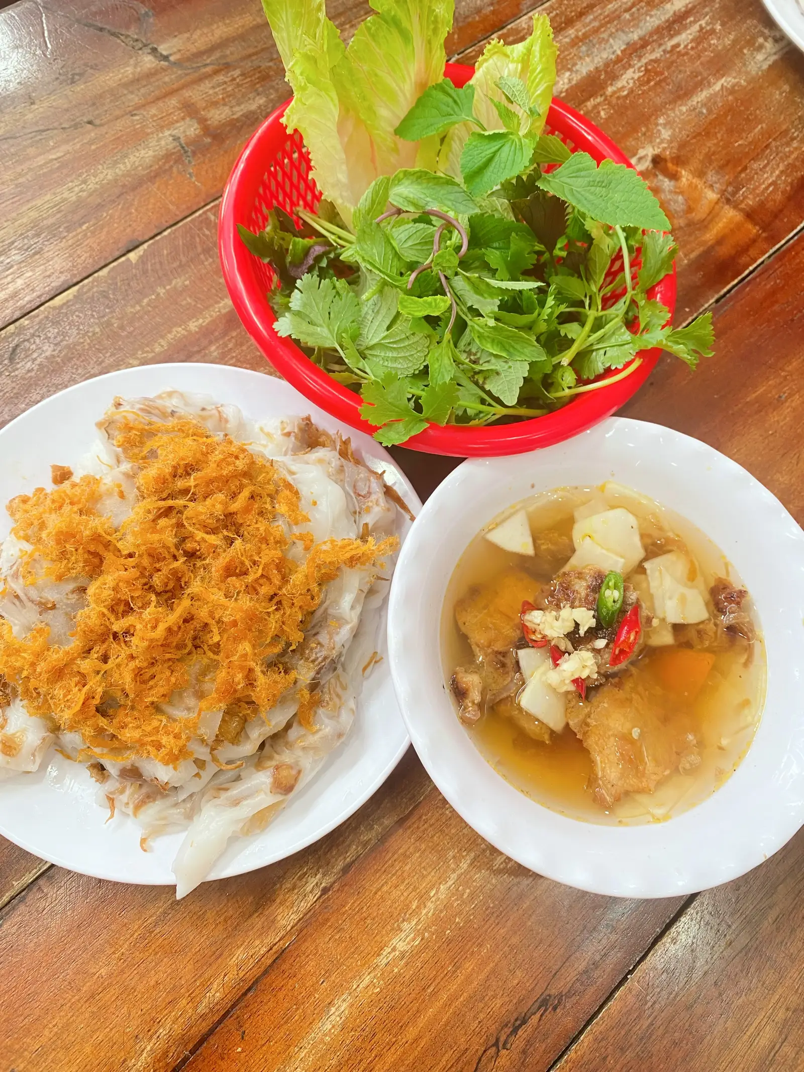 Hình ảnh Bánh cuốn nhân hành thịt nướng + ruốc tôm