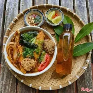 Hình ảnh Bánh đa đỏ đặc biệt - trà vối ủ lạnh