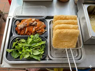 Hình ảnh COMBO: 1/2 Vịt Quay + Xôi Chiên Giòn