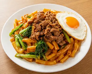 Hình ảnh Nui xào bò trứng