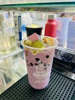 Hình ảnh Trà Sữa Khoai Môn Full Topping