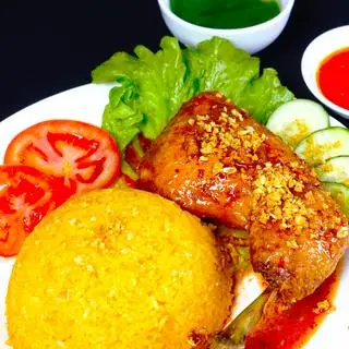 Hình ảnh Cơm Gà Xối Mỡ Sốt Mật Ong - Lớn