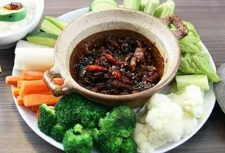 Hình ảnh Cơm Rau Củ Kho Quẹt