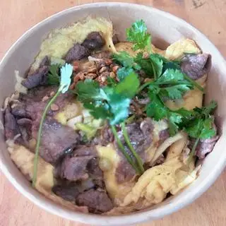 Hình ảnh Cơm Chiên Bò Phủ Trứng 