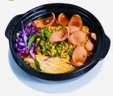 Hình ảnh Mỳ cay xúc xích 
