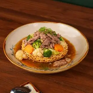 Hình ảnh Mỳ xào giòn thịt bò - Beef crispy noodle