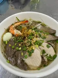 Hình ảnh Hủ Tiếu Mì Tươi- Nước ( Tô Thường) 
