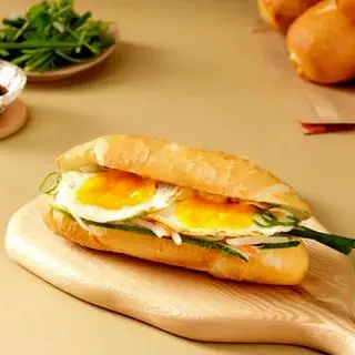 Hình ảnh Bánh Mì Ốp La