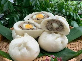 Hình ảnh Bánh bao trứng muối