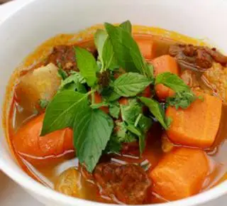 Hình ảnh Bò kho bánh mì