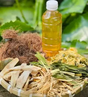 Hình ảnh Combo 5 chai sâm mía lau đường phèn