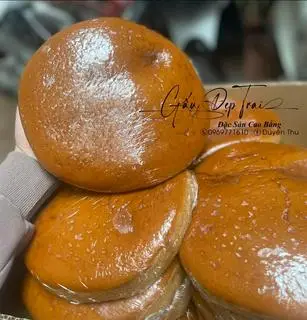 Hình ảnh Bánh bò mật mía nguyên cái