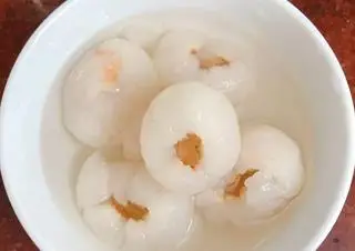 Hình ảnh Vải Quả (3 Quả)