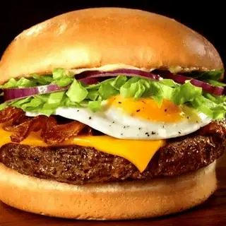 Hình ảnh Hamburger Bò Trứng Phô Mai