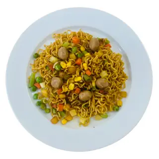 Hình ảnh Mì trộn bò viên+ mì trộn rau củ 