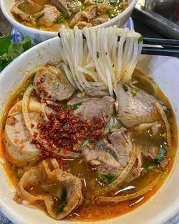 Hình ảnh Bún bò gân chả
