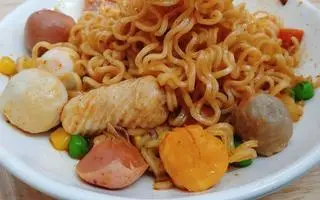Hình ảnh Mỳ trộn thập cẩm